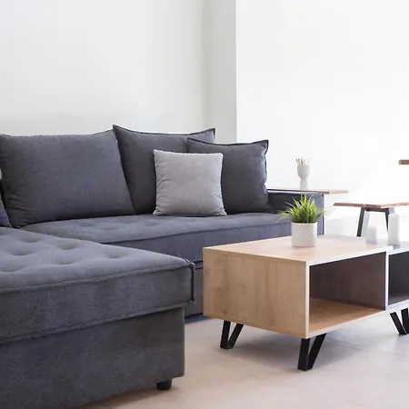 Amelie's Luxe Apartman Kalligoni